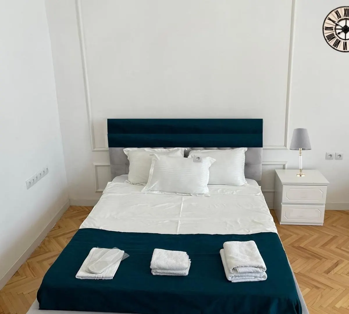 Art Hotel Tabidze Tbilisi 0*,  Georgien